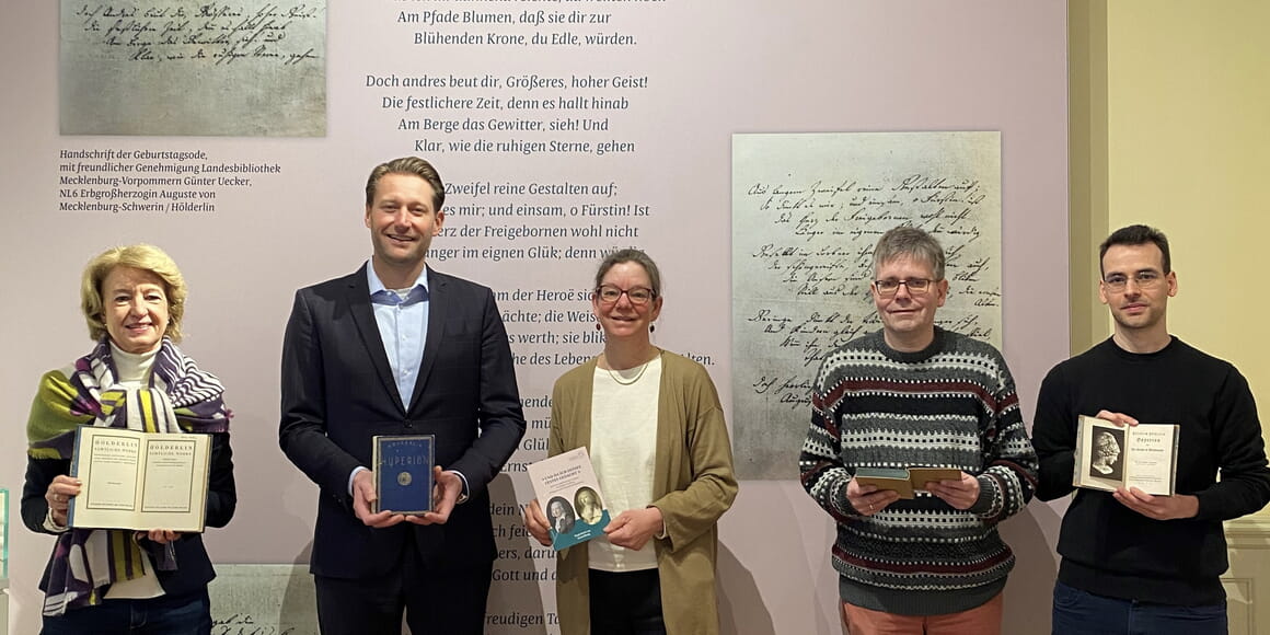 <p><strong>Wertvolle H&ouml;lderlinbibliothek erworben!</strong></p>