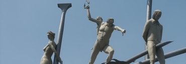 Kunstwerk Hölderlin im Kreisverkehr, Peter Lenk 2003